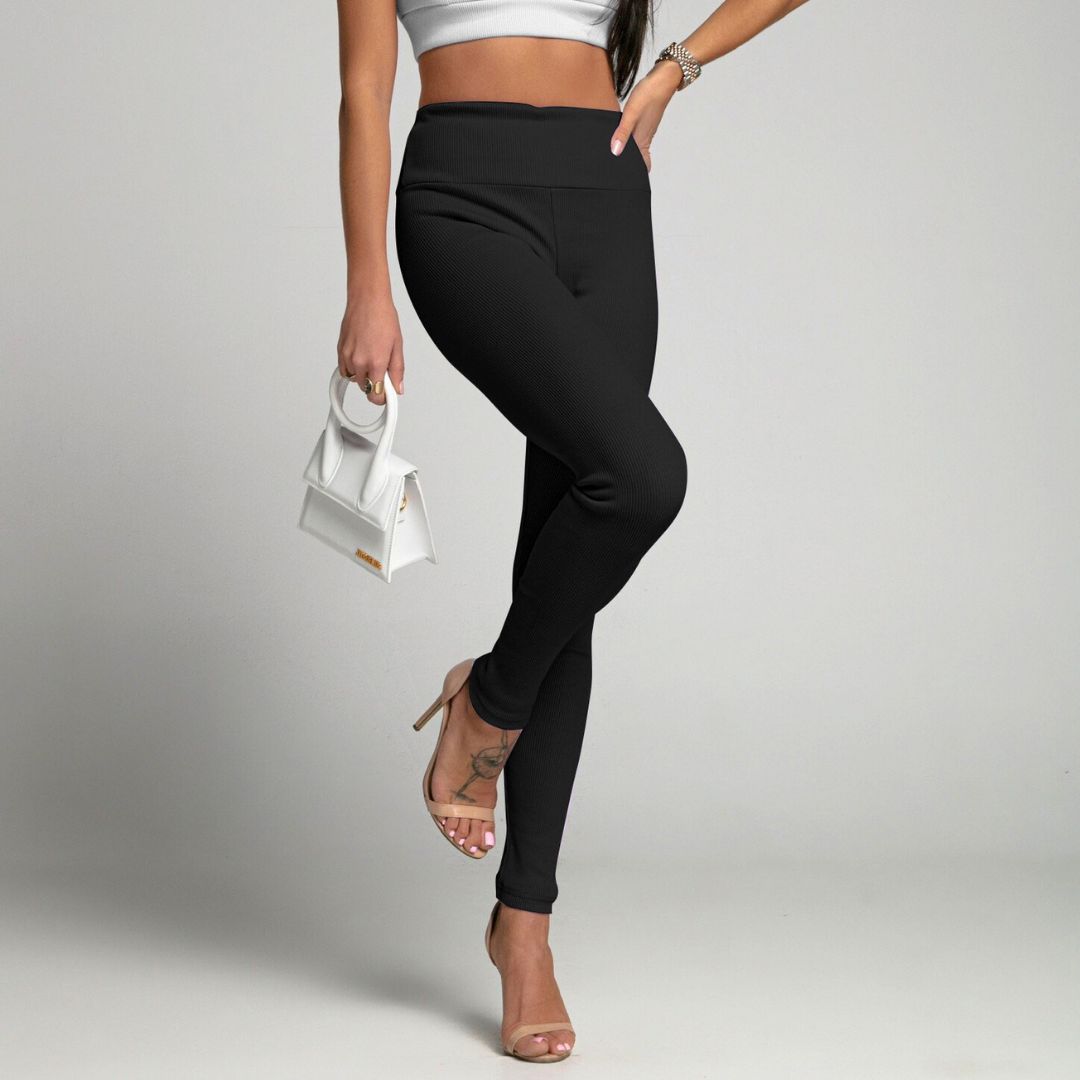 Leggings collection at Malbusaat - Explore trendy and elegant leggings for women, perfect for all occasions and seasons. Shop now online!