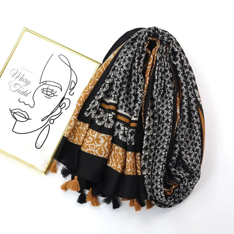 Double-sided Vintage Plaid Tassel Scarf, Black in - Scarves by Malbusaat