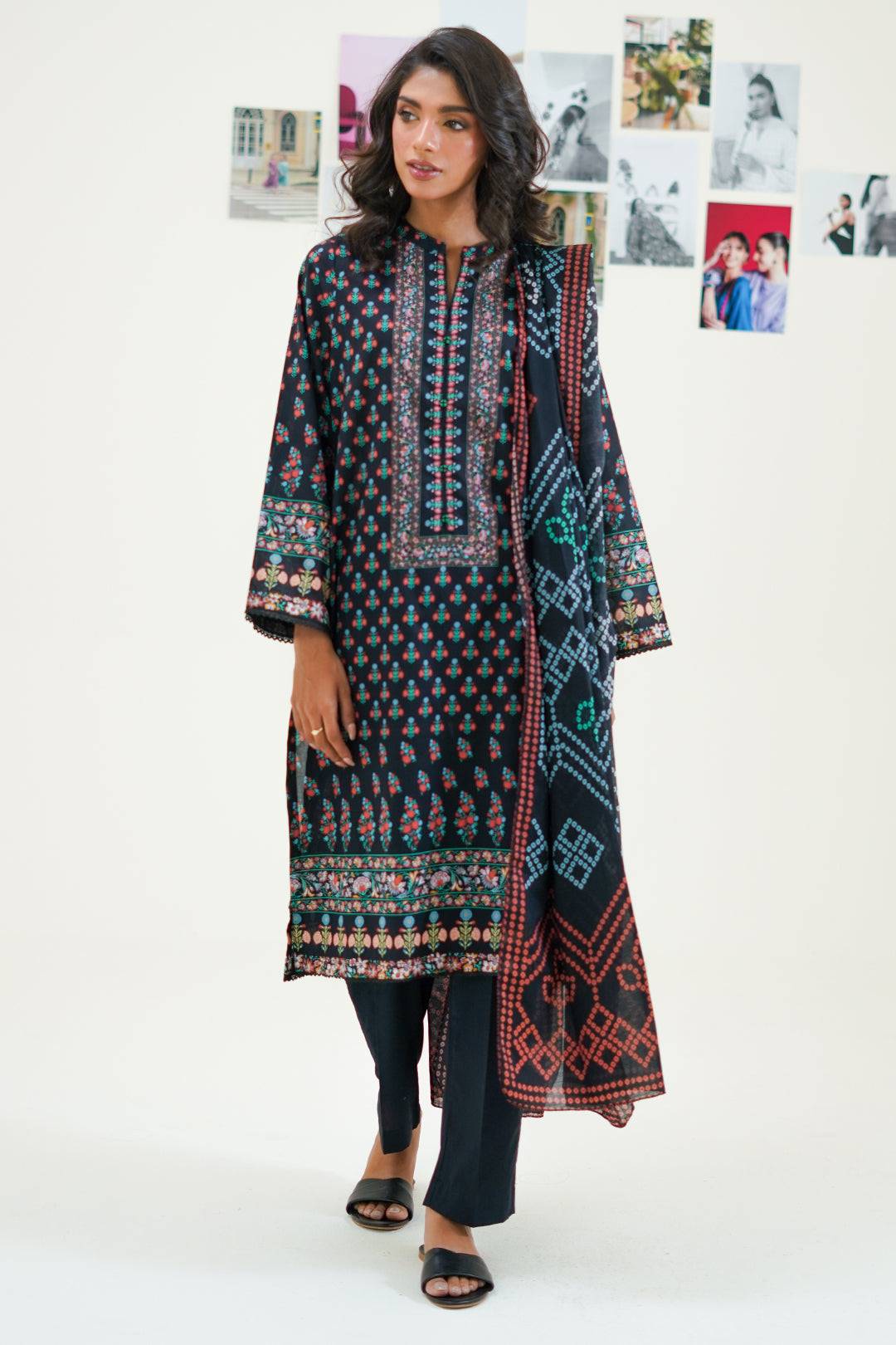 Black Floral Kurta in - Pakistani Dresses by Malbusaat