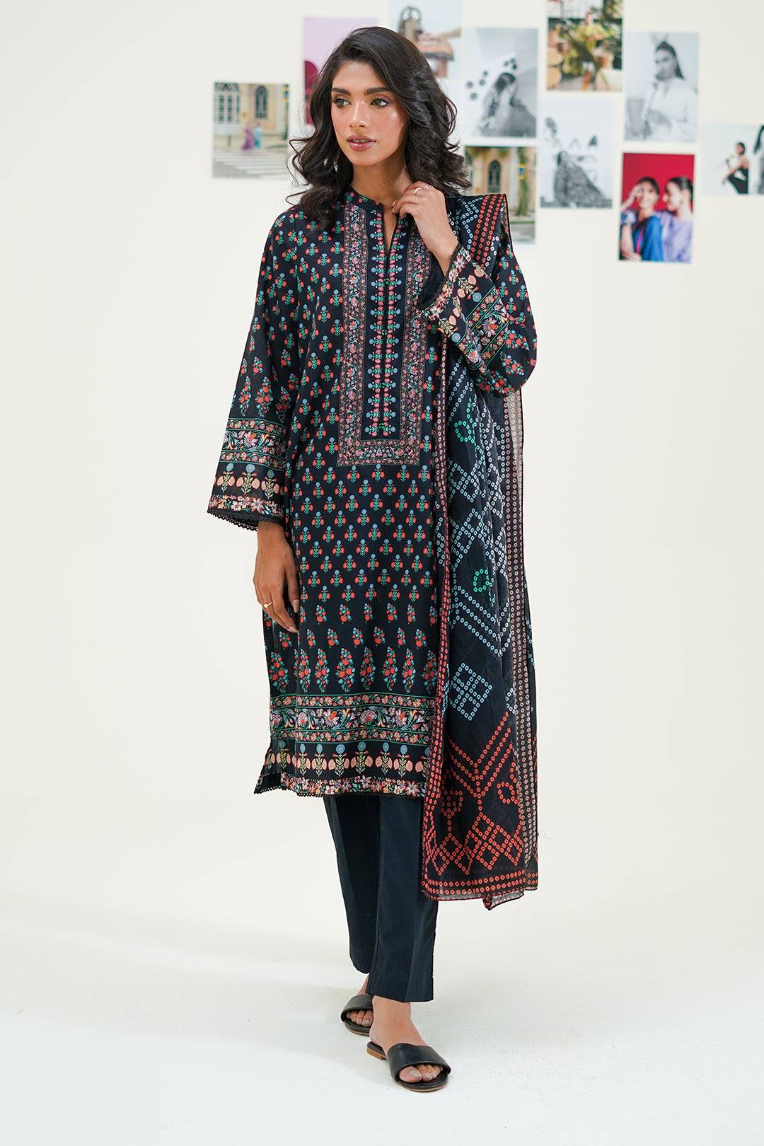Black Floral Kurta in - Pakistani Dresses by Malbusaat