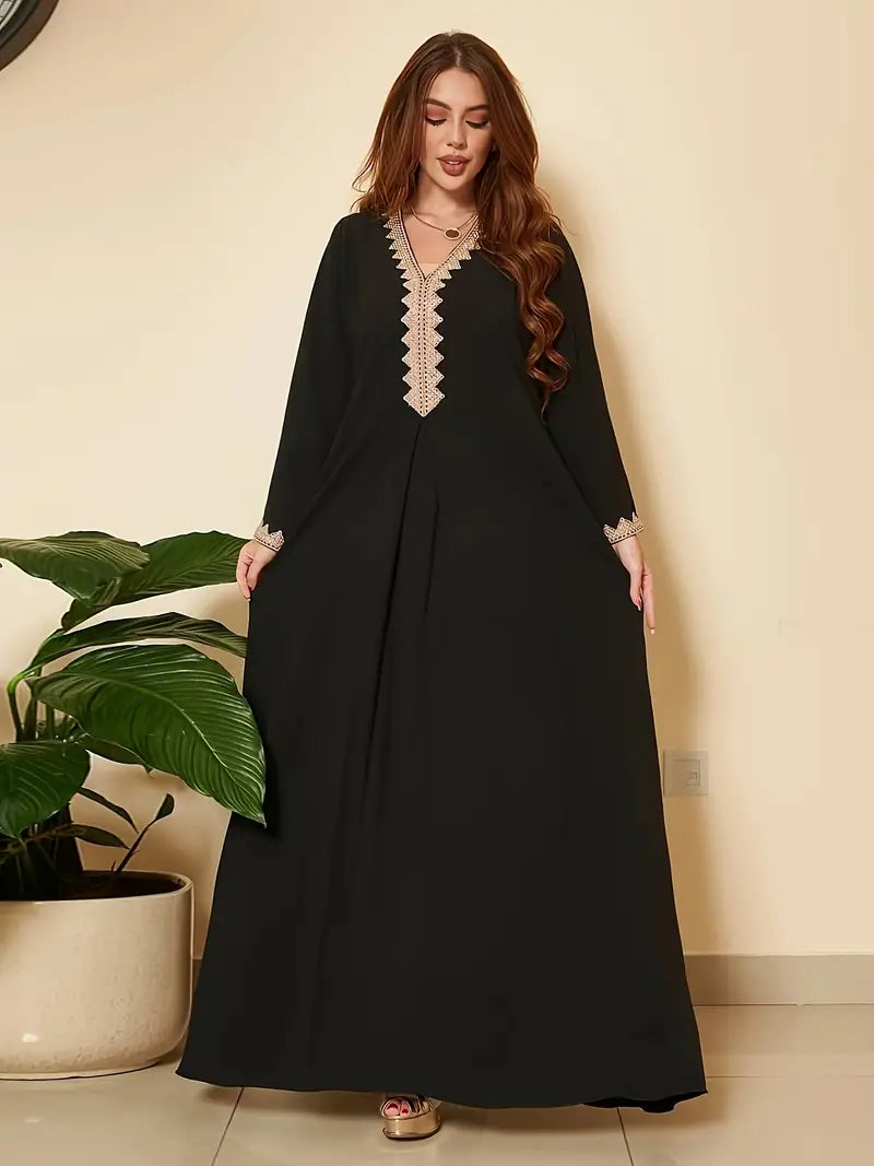 Black Plus Size Colorblock Lace Maxi Dress in - by Malbusaat