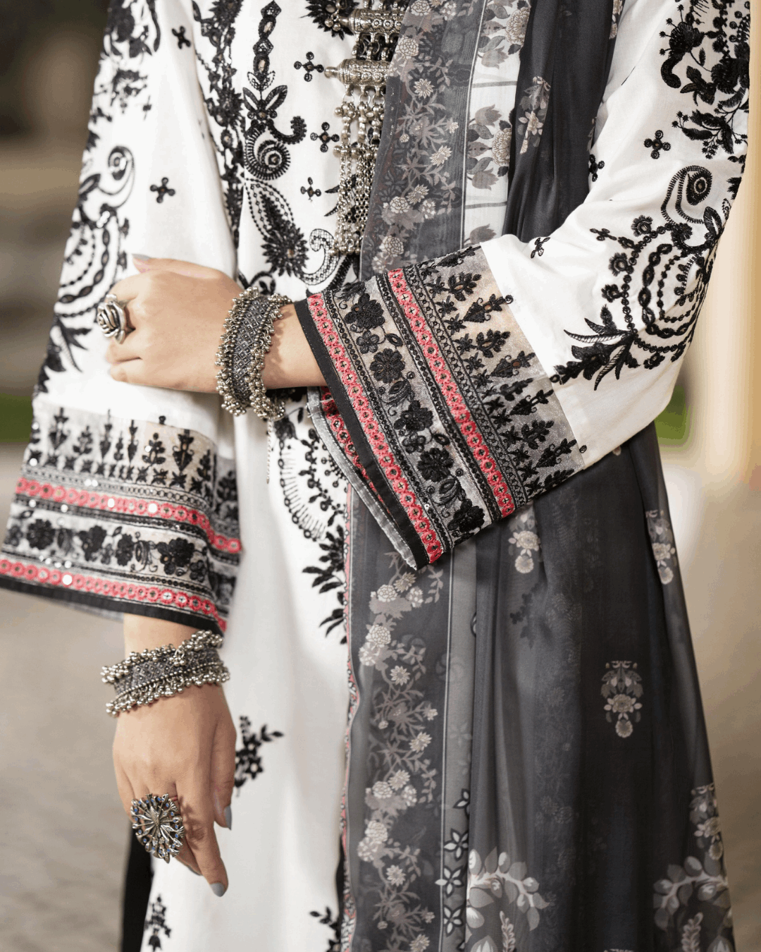 Black and White Traditional in - Pakistani Dresses by Malbusaat