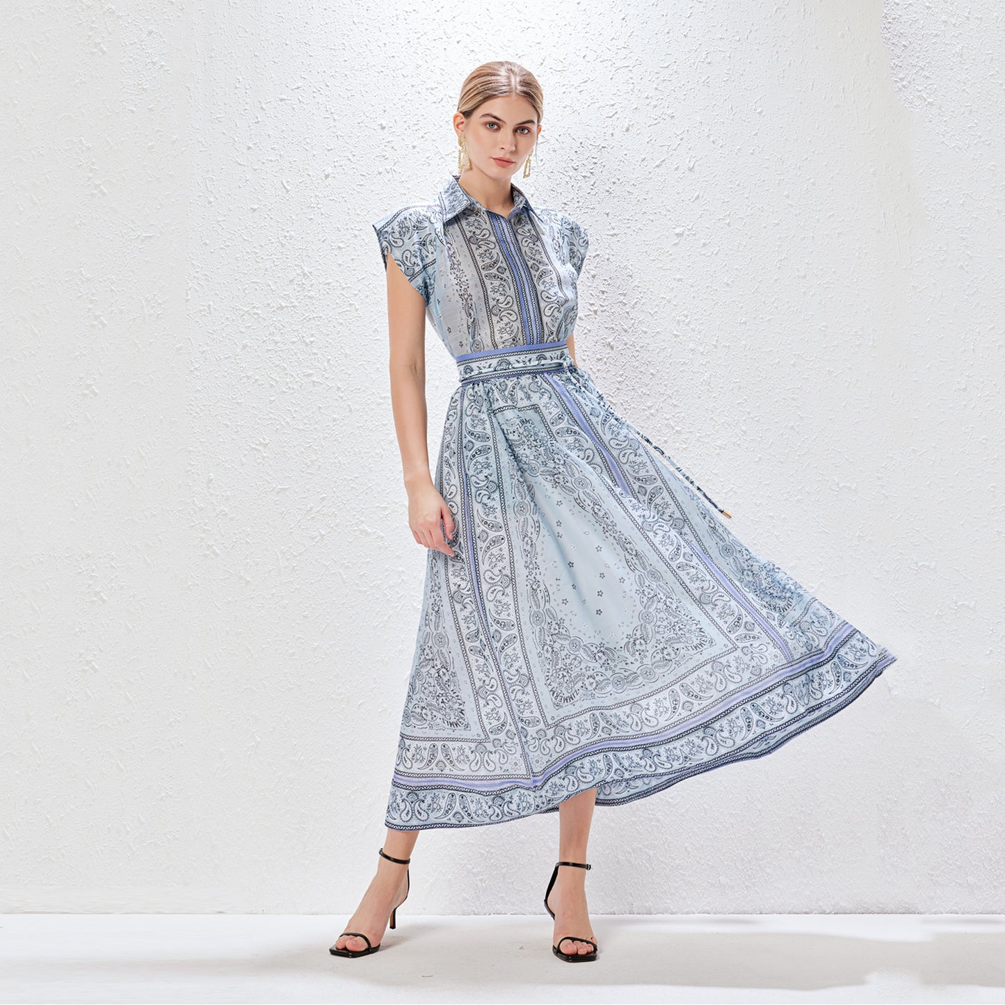 High-End Paisley Printed Two-Piece Set A Line Skirt in - by Malbusaat