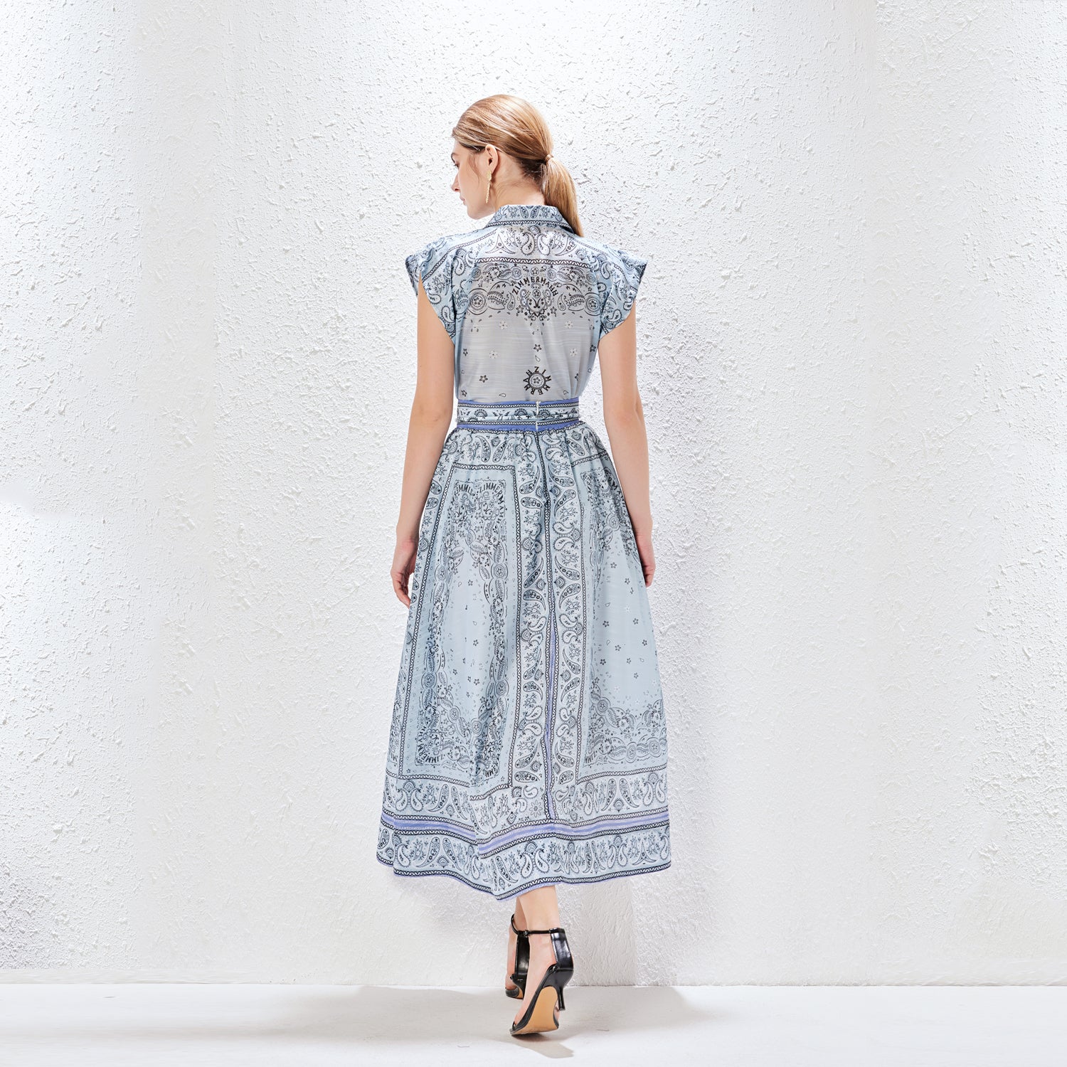 High-End Paisley Printed Two-Piece Set A Line Skirt in - by Malbusaat
