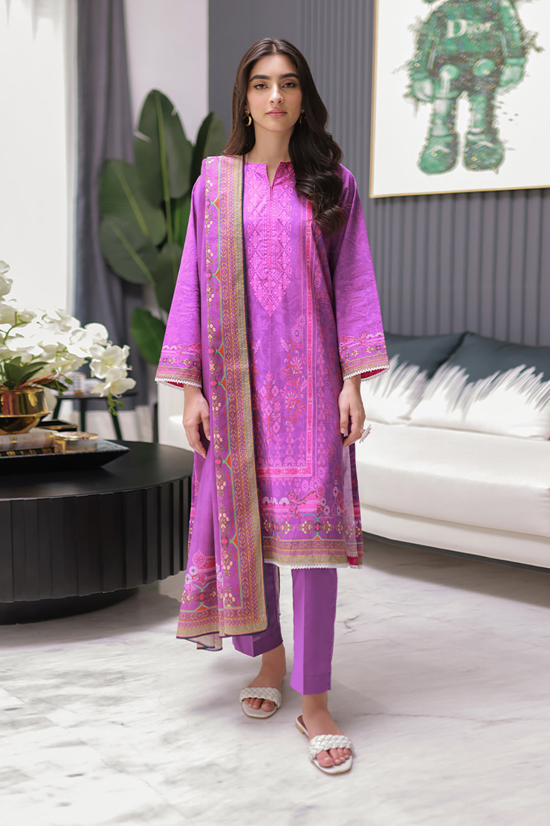 Kurta Set with Traditional Patterns in - Pakistani Dresses by Malbusaat