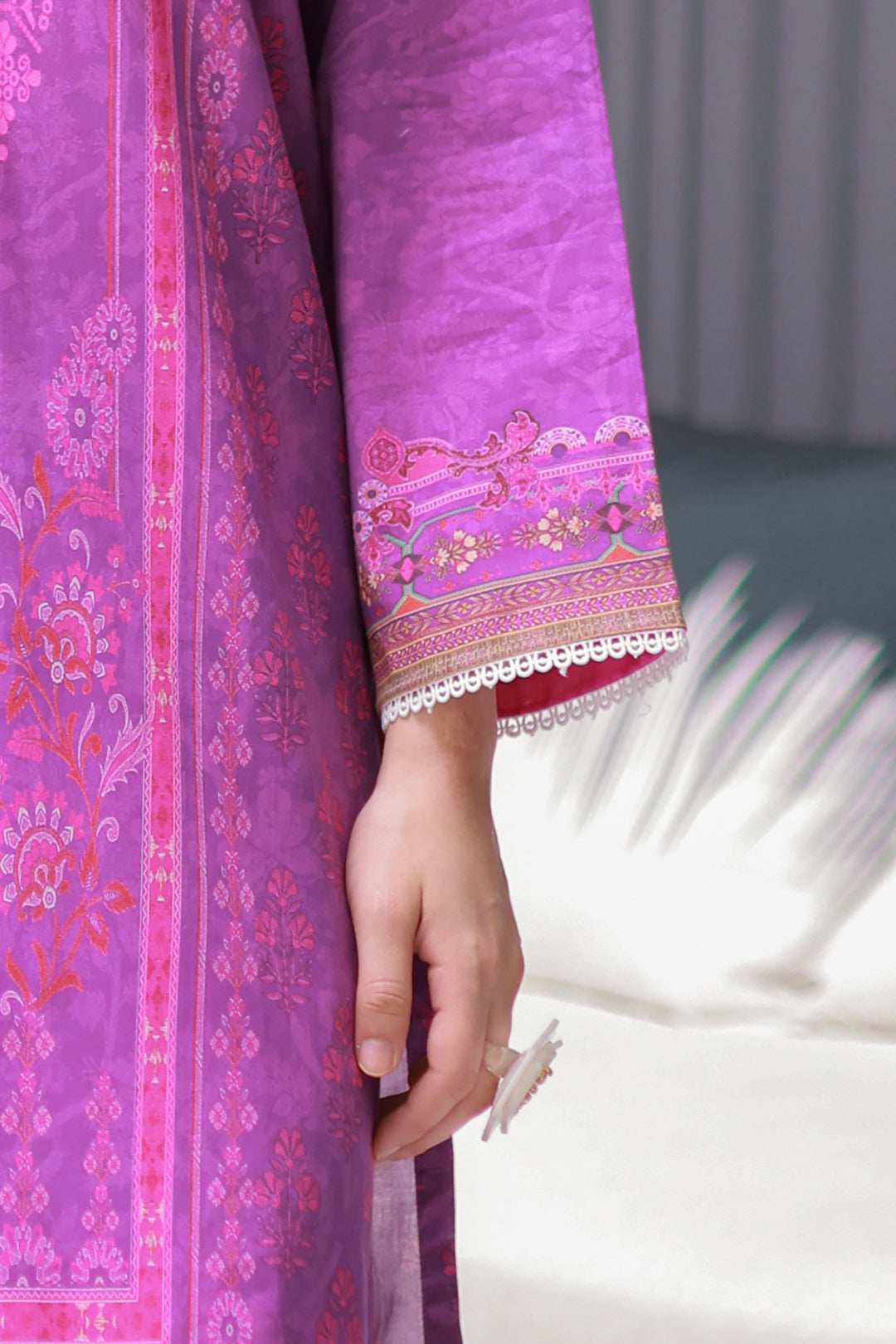 Kurta Set with Traditional Patterns in - Pakistani Dresses by Malbusaat