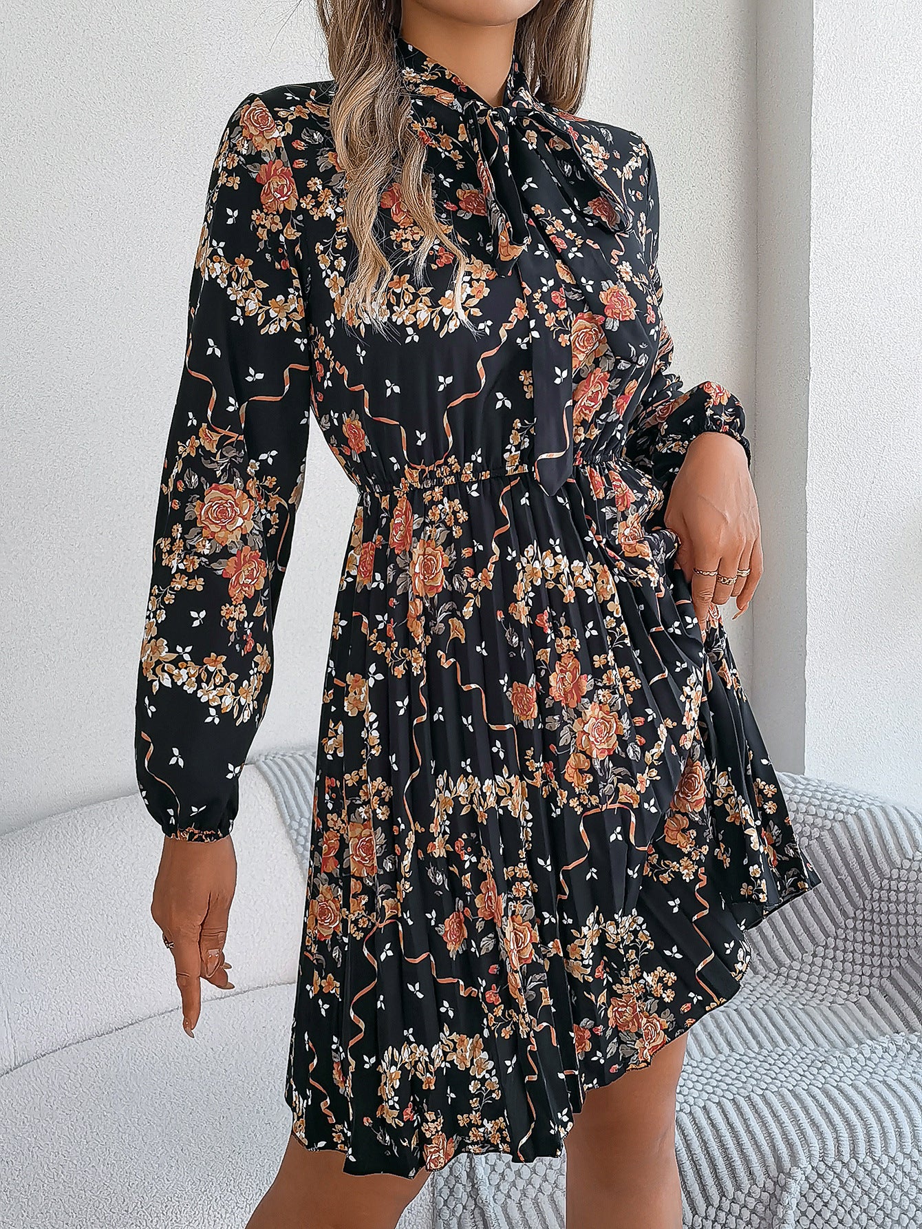 Elegant Floral Lace-Up Waist Dress in - by Malbusaat
