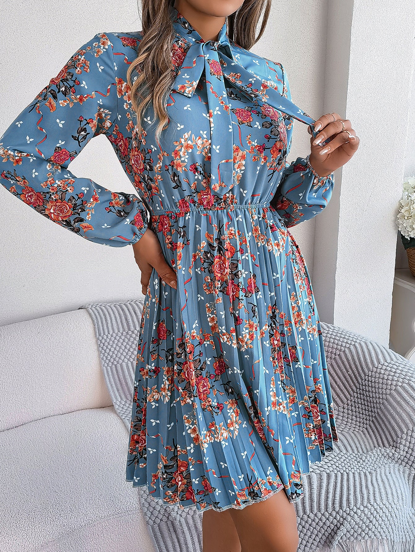 Elegant Floral Lace-Up Waist Dress in - by Malbusaat