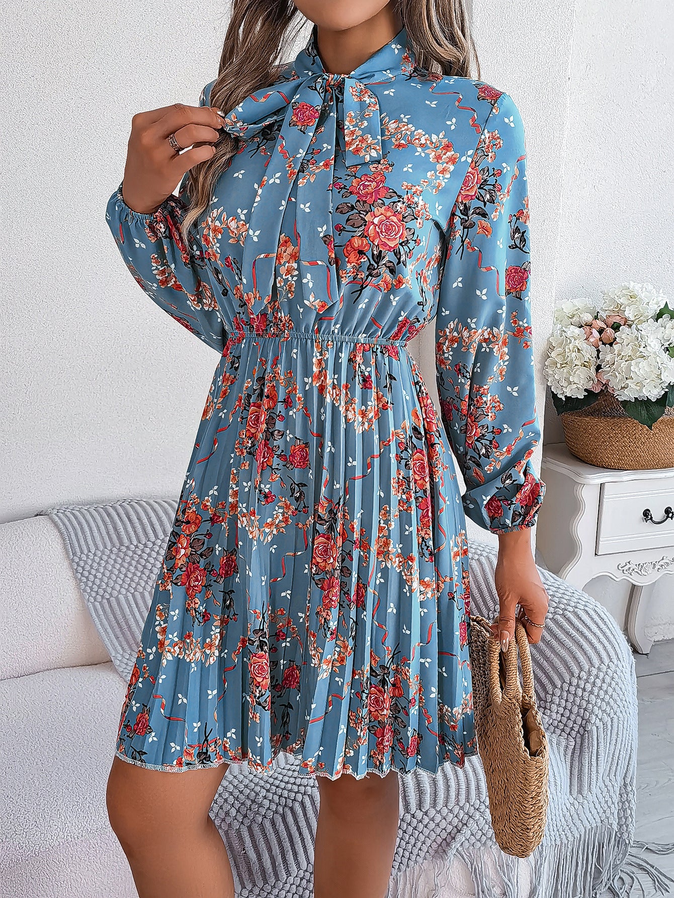 Elegant Floral Lace-Up Waist Dress in - by Malbusaat