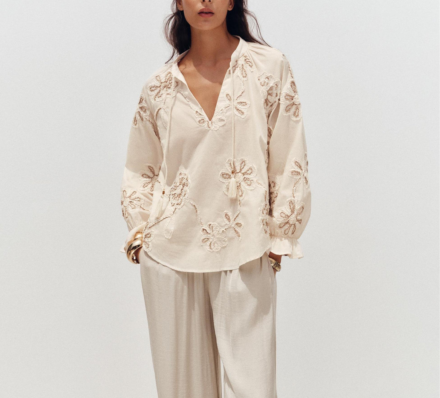 Malbusaat floral mini shirt for women in cream with embroidered flower design and long sleeves