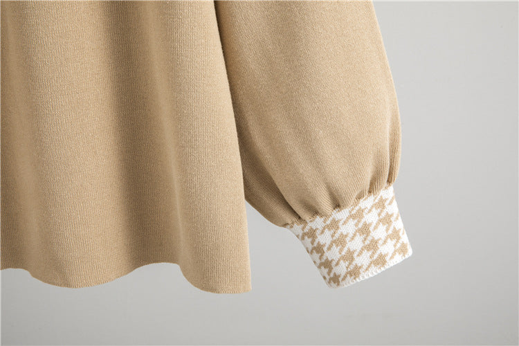 Close-up of Janero Houndstooth Knit Co Ord Set featuring a beige fabric and houndstooth sleeve detail