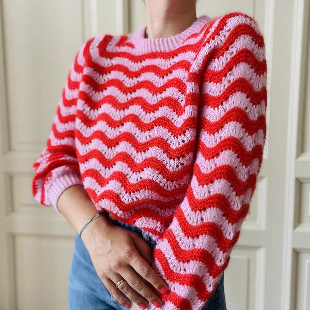 Malbusaat striped knit sweater for women in red and pink wavy pattern with long sleeves