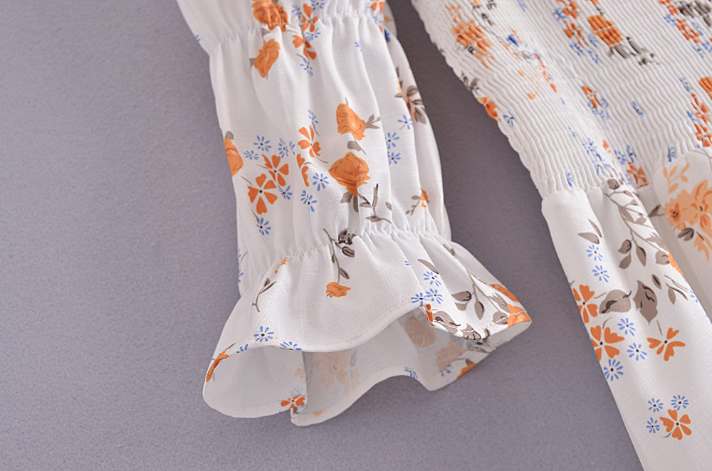 Autumn Floral Print Retro Square Collar Pleated Sleeve Dress in - by Malbusaat