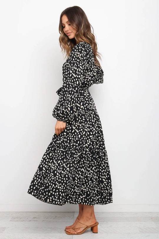 Long Sleeve Loose Pleated Dress in - by Malbusaat