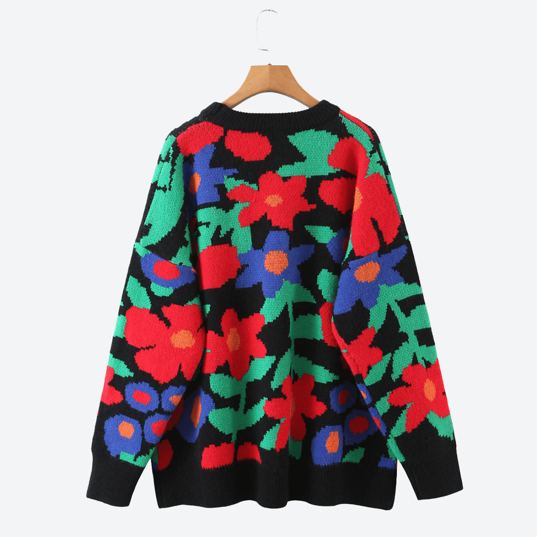 Loose Floral Knitted Sweater in - by Malbusaat