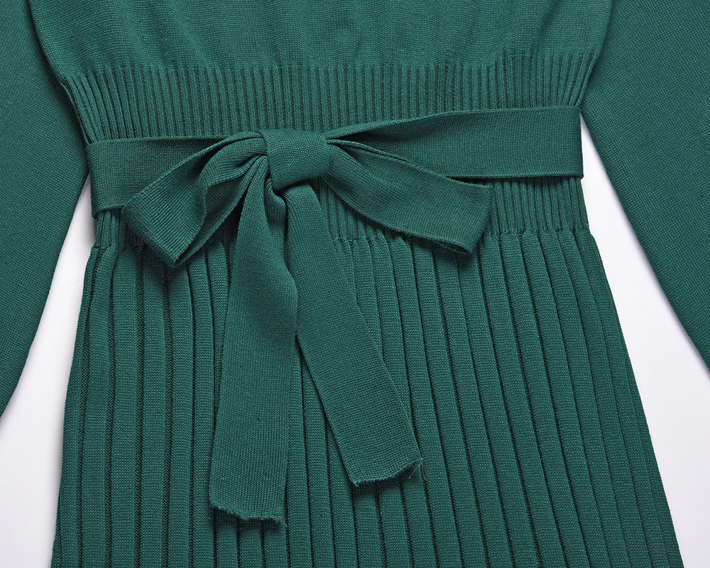 Mid-Length Slim-Fit Sweater Skirt in - by Malbusaat