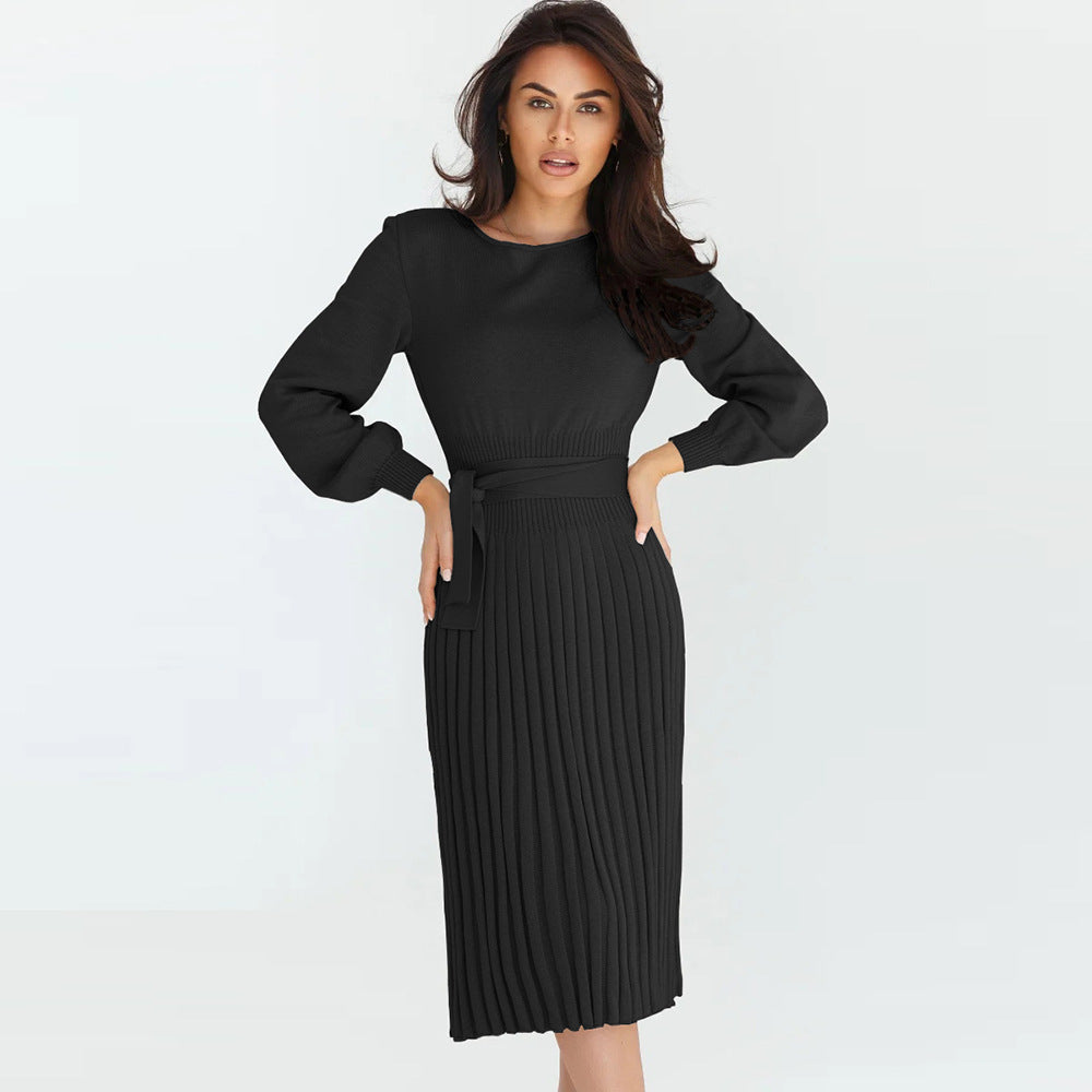 Mid-Length Slim-Fit Sweater Skirt in - by Malbusaat