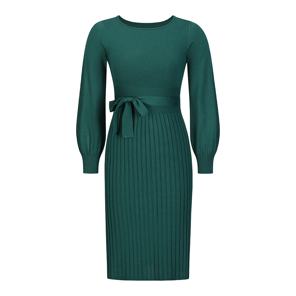 Mid-Length Slim-Fit Sweater Skirt in dark green - by Malbusaat