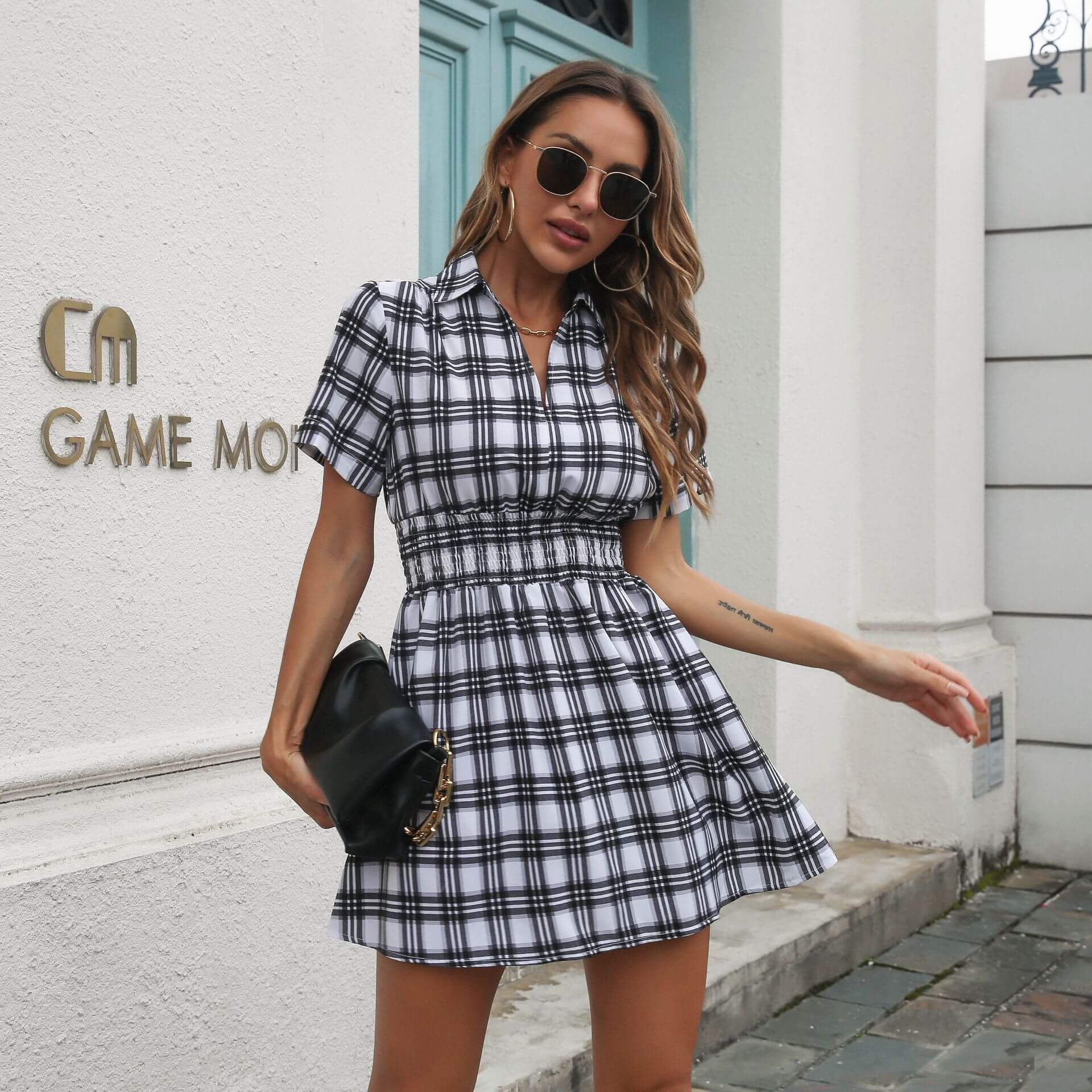 Plaid Collared Short-Sleeved Skirt in - by Malbusaat