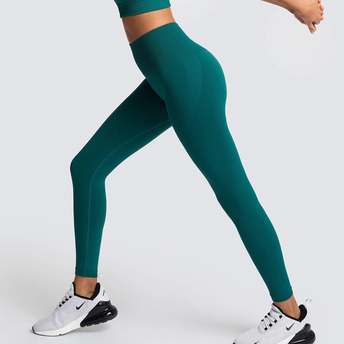 Seamless Solid Color Breathable Quick-Drying Fitness Pants in - by Malbusaat