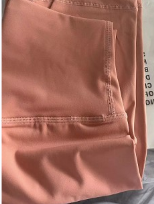 Seamless Sports Yoga Shorts in - by Malbusaat