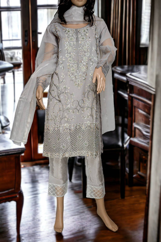 Shop 3PCS FORMAL DRESS WITH ORGANZA DUPATTA by Malbusaat, versatile Pakistani Dress at Malbusaat. Ready-made desi suits, Pakistani designer dresses online UK.