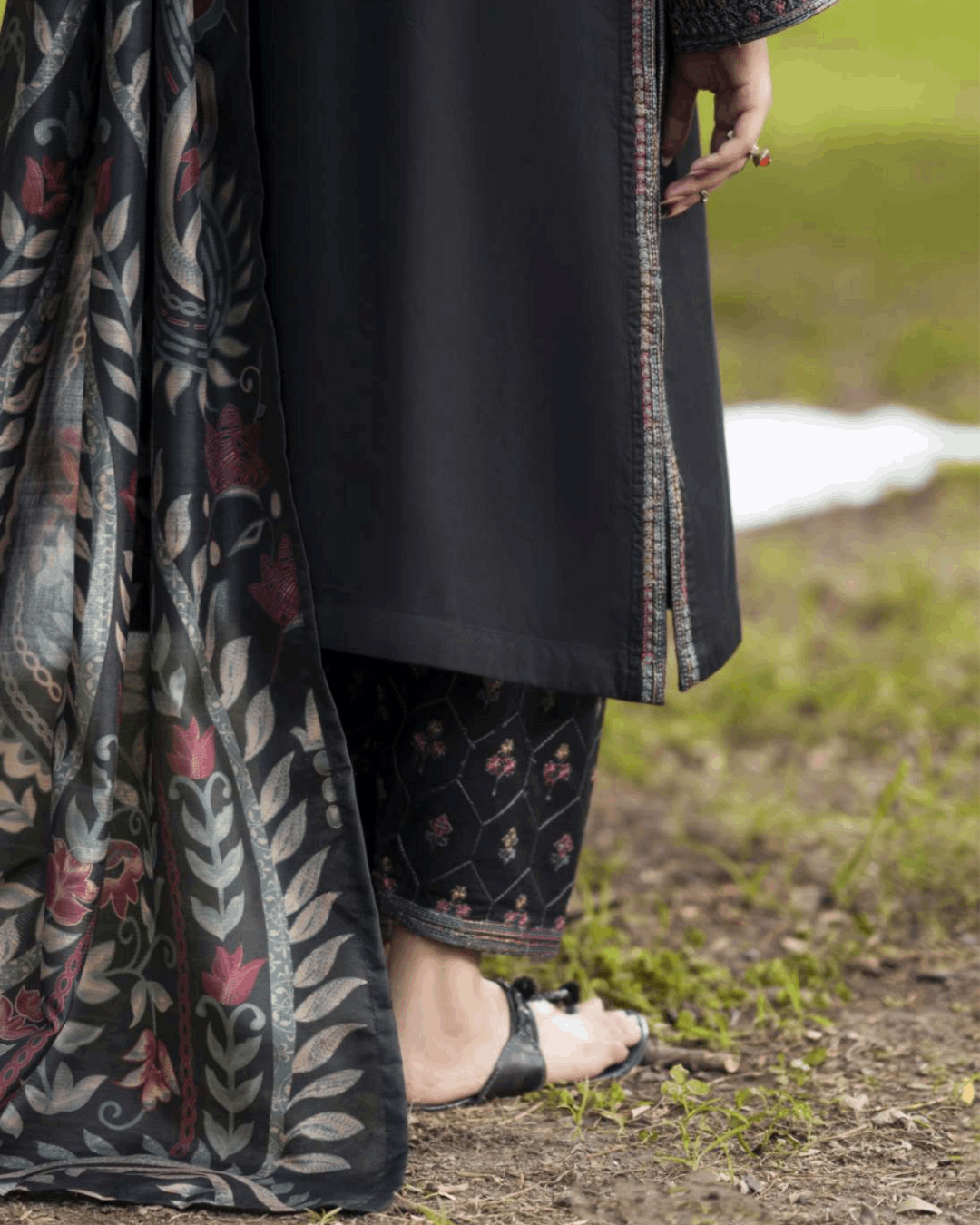 Shop Black Linen 3PC Suit Floral Dupatta by Malbusaat, versatile Pakistani Dresses at Malbusaat. Ready-made desi suits, Pakistani designer dresses online UK.