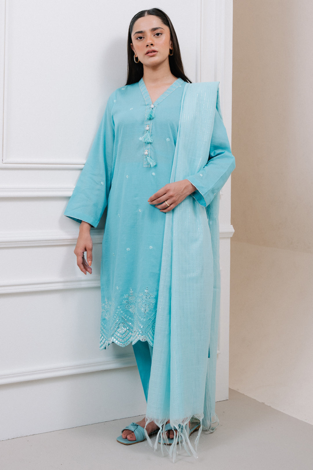 Shop Embroidered Kurta Dupatta Trouser Pret by Malbusaat, versatile Pakistani Dress at Malbusaat. Ready-made desi suits, Pakistani designer dresses online UK.