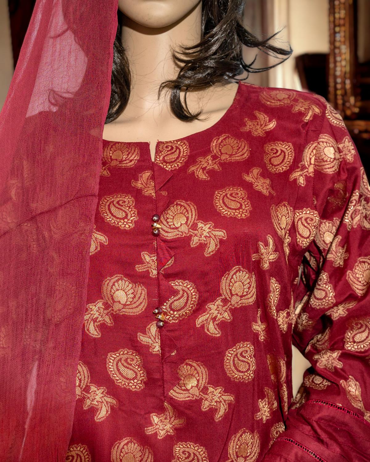 Shop Maroon Jacquard Print 3-Piece Suit by Malbusaat, versatile Pakistani Dress at Malbusaat. Ready-made desi suits, Pakistani designer dresses online UK.