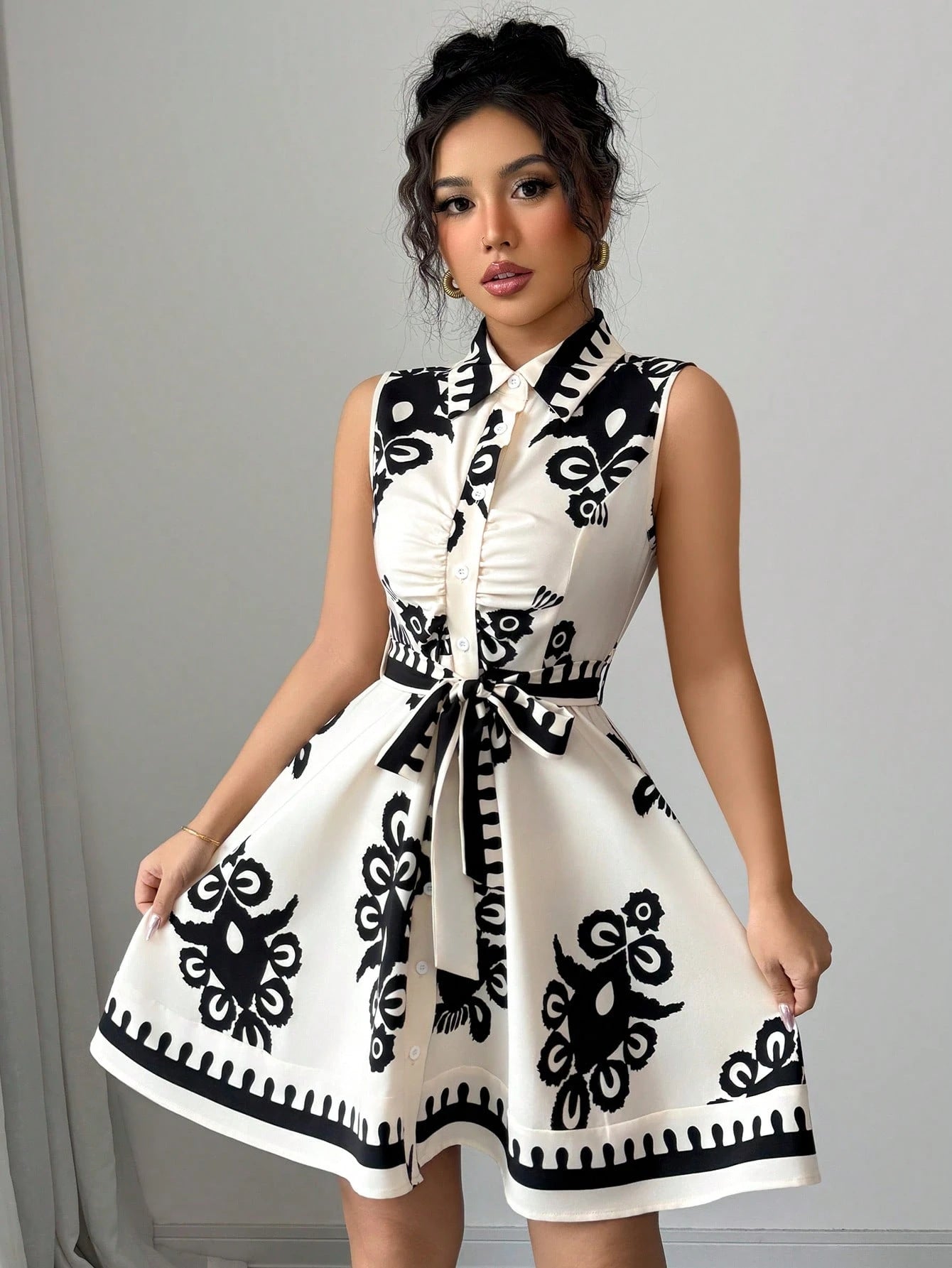 Graphic Sleeveless Shirt Dress in - by Malbusaat