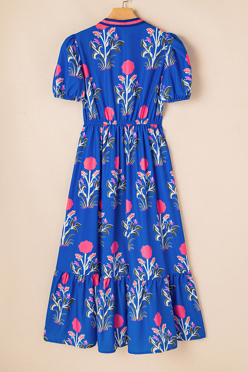Retro Floral Dress in - by Malbusaat