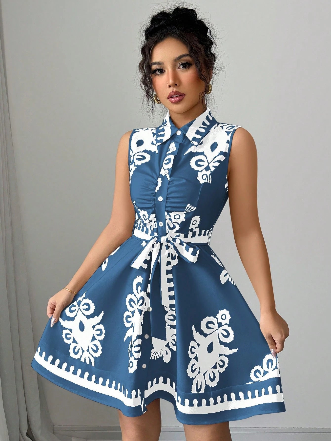 Graphic Sleeveless Shirt Dress in - by Malbusaat