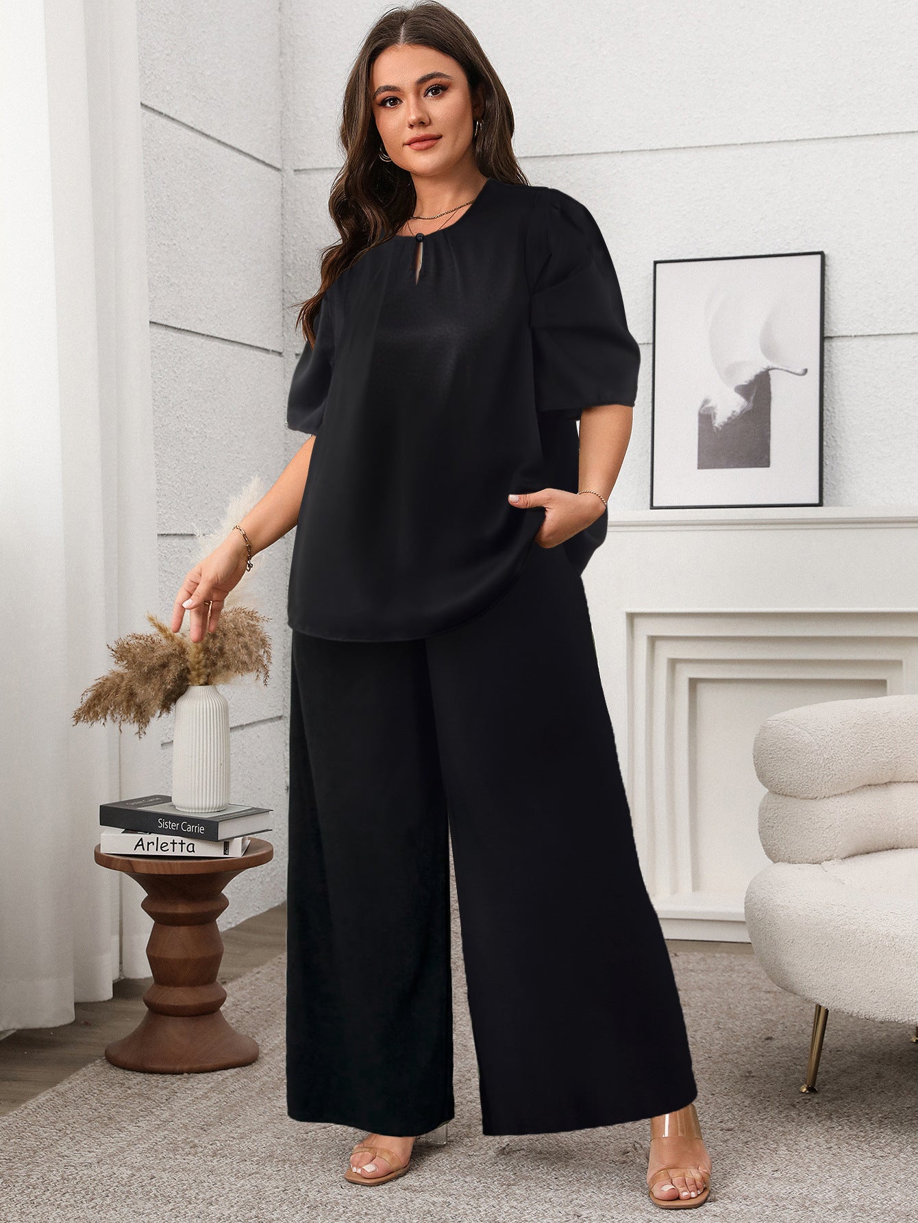 Black Crew Neck Wide Leg Pants Set in - by Malbusaat