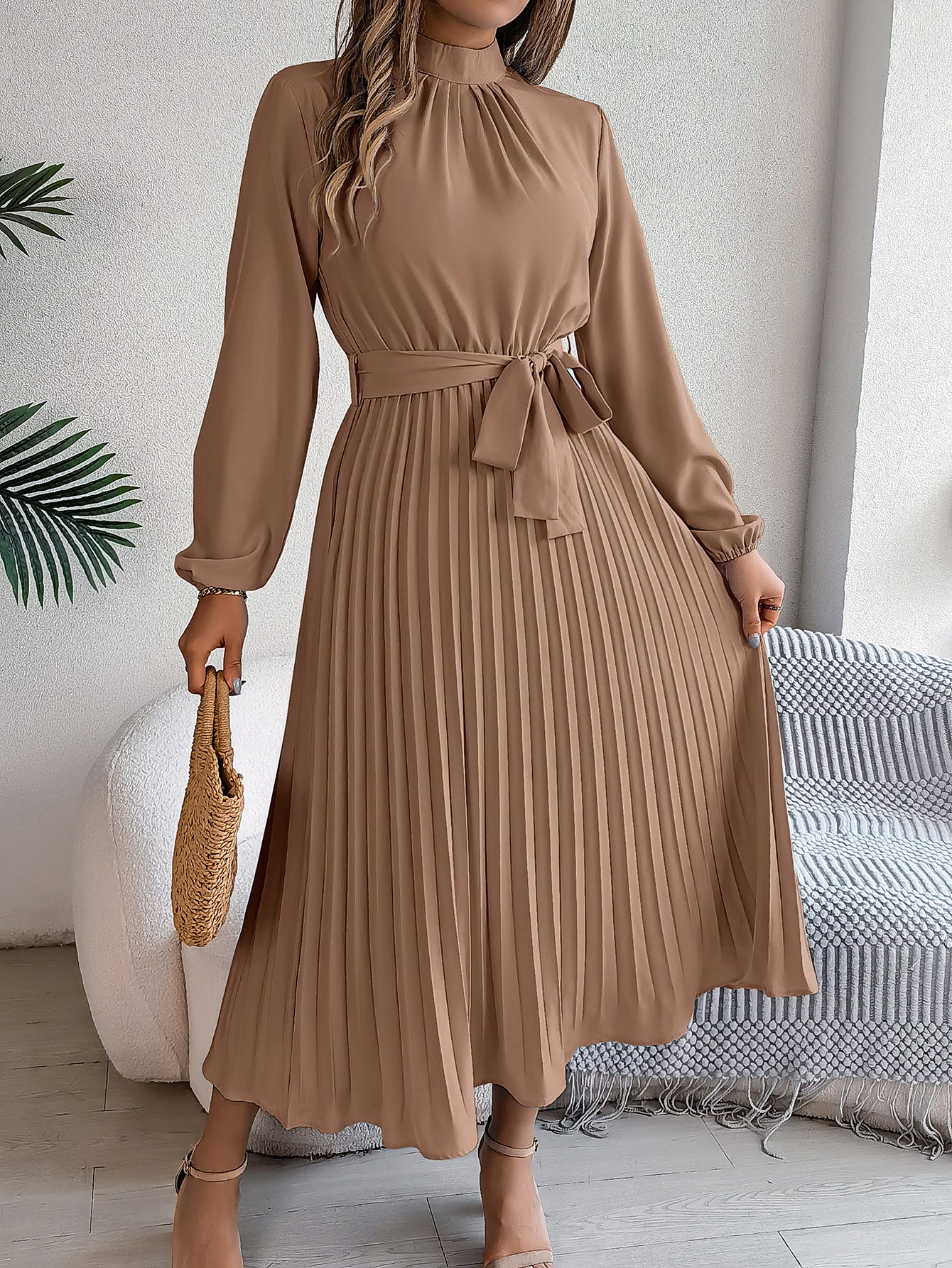 Elegant Stand Collar Pleated Maxi