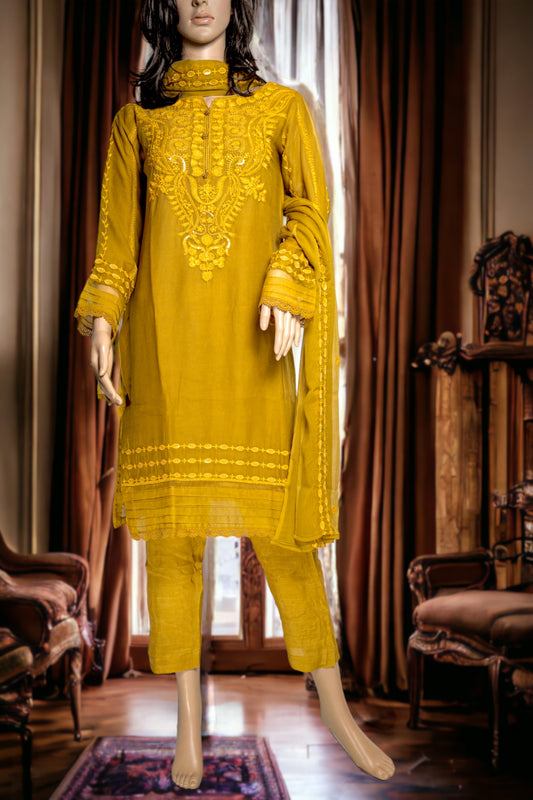 Shop PURE CHIFFON EMBROIDERED DRESS by Malbusaat, versatile Pakistani Dress at Malbusaat. Ready-made desi suits, Pakistani designer dresses online UK.