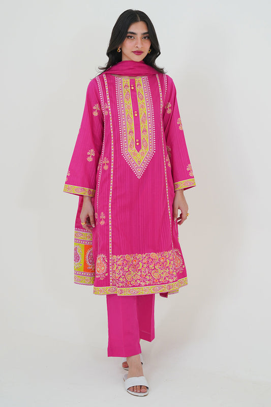 Pink Embroidered Kurta Set in - Pakistani Dresses by Malbusaat