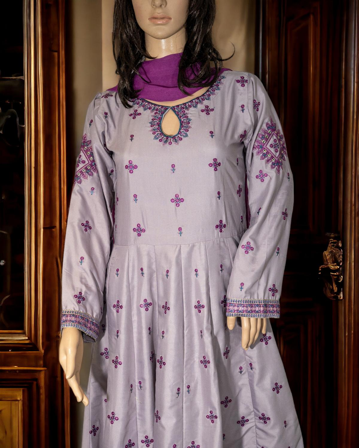 Shop Purple Maxi Style With Plazzo by Malbusaat, versatile Pakistani Dress at Malbusaat. Ready-made desi suits, Pakistani designer dresses online UK.