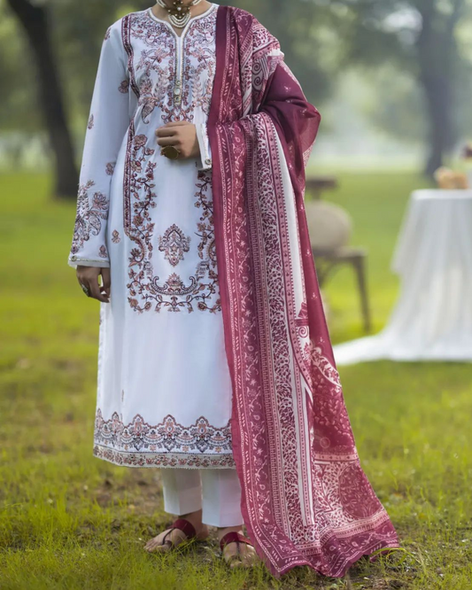 Shop White Linen 3-Piece Suit by Malbusaat, versatile Pakistani Dresses at Malbusaat. Ready-made desi suits, Pakistani designer dresses online UK.