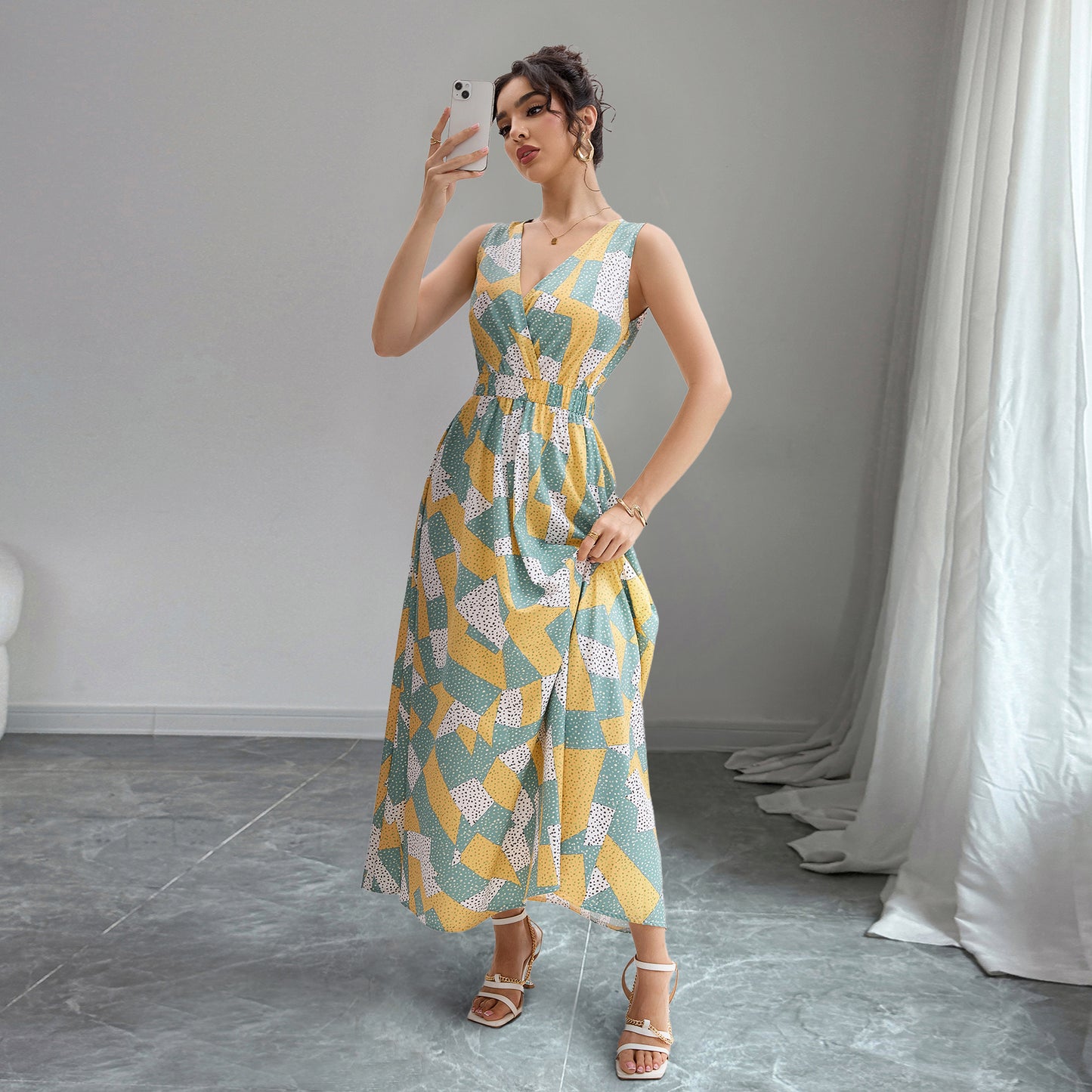 Elegant Waist Slimming Maxi in Multi - by Malbusaat