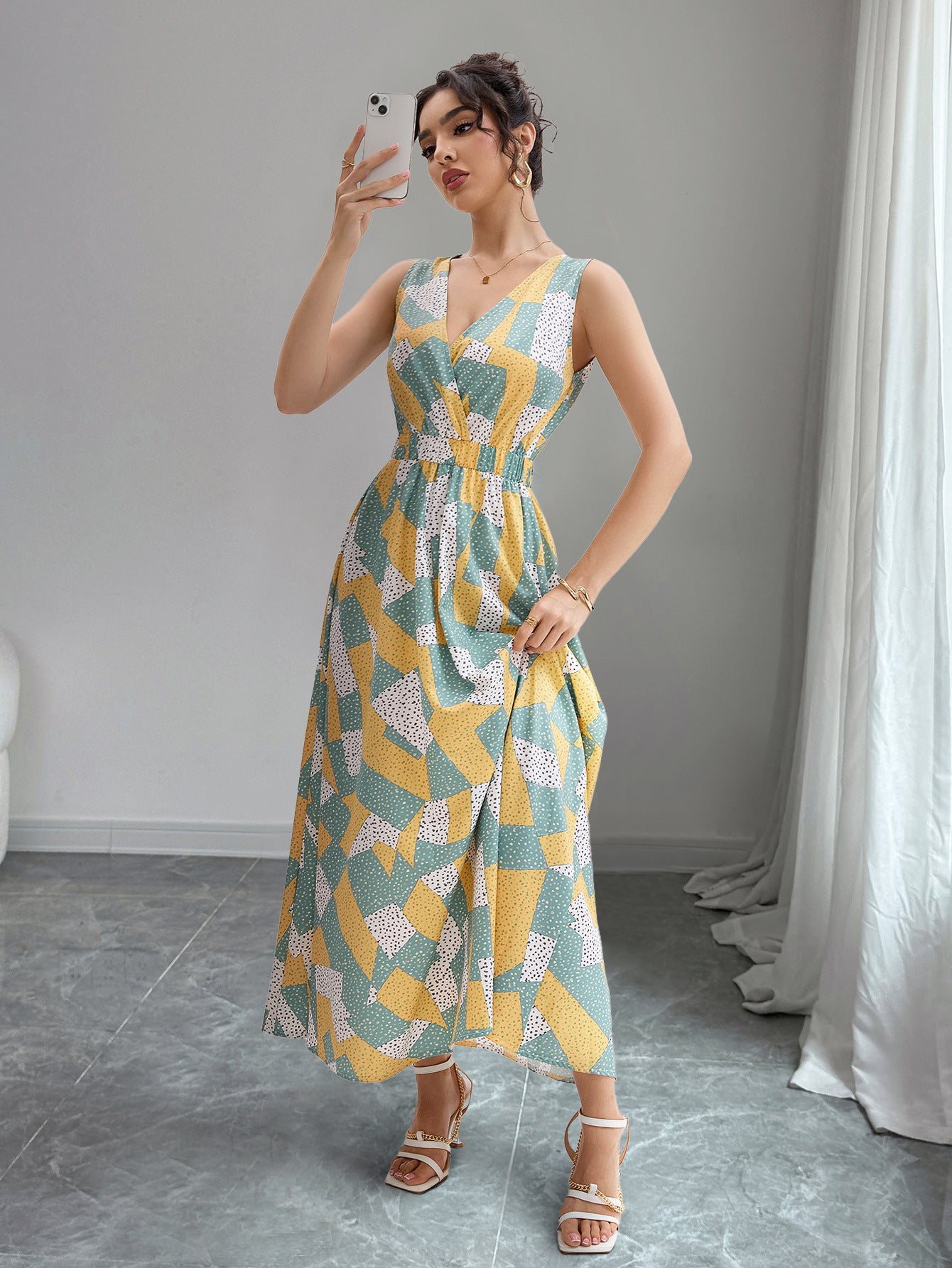 Elegant Waist Slimming Maxi in - by Malbusaat