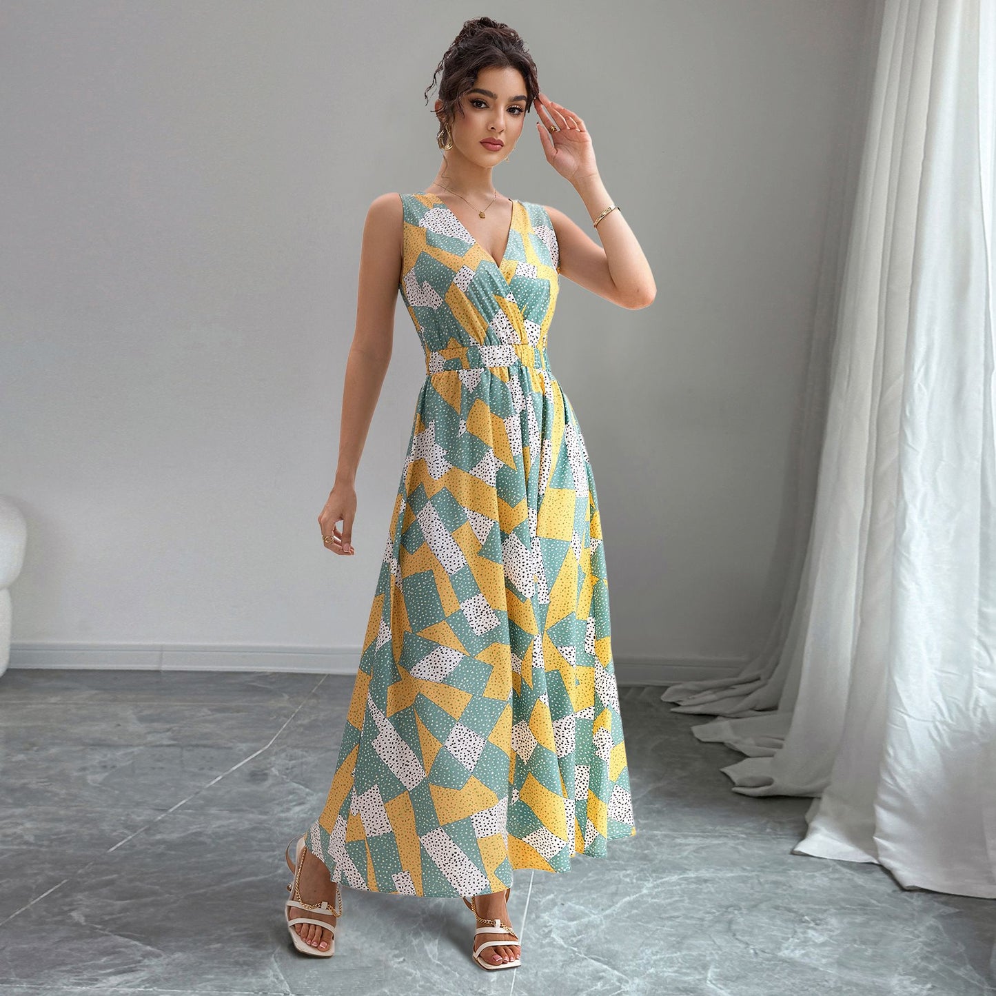 Elegant Waist Slimming Maxi in - by Malbusaat