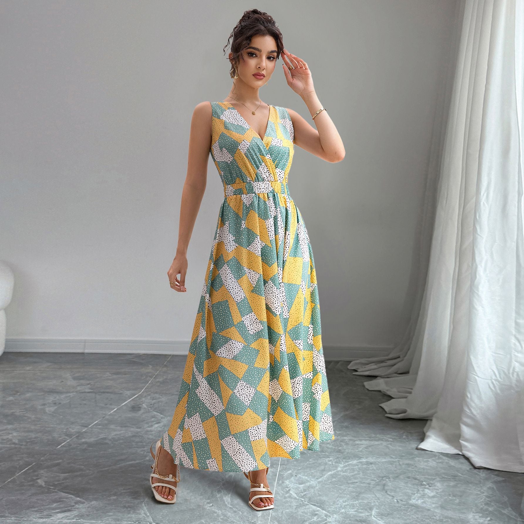 Elegant Waist Slimming Maxi in - by Malbusaat