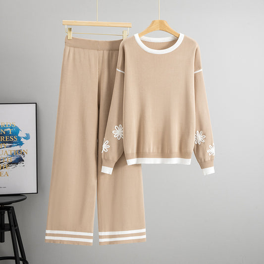 Beige loose knit two piece set for women with floral details and white accents
