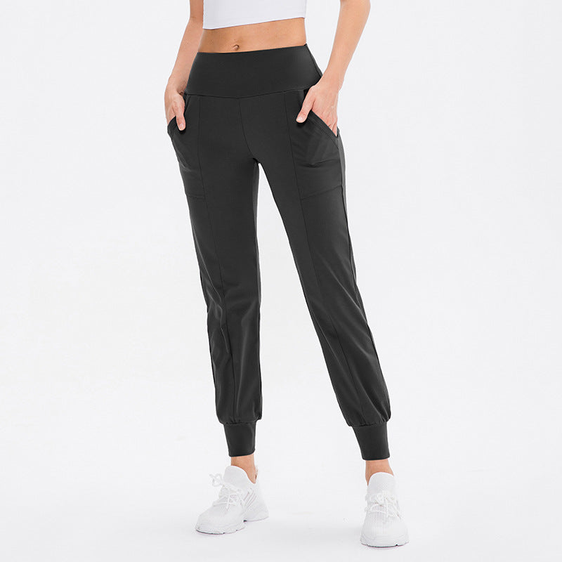 Loose Tapered High Waist Yoga Fitness Pants in Black - by Malbusaat