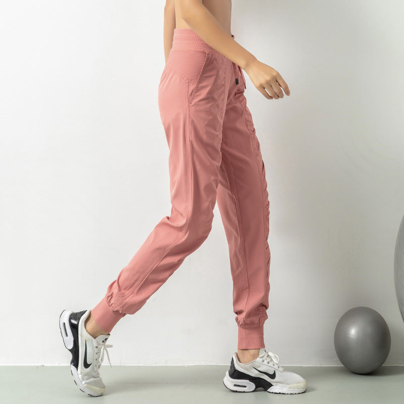 Pleated Slim-Fit Fitness Sports Pants in Pink - by Malbusaat