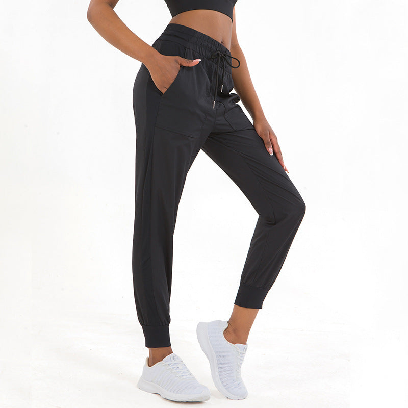 Quick-Drying Fitness Yoga Trousers in - by Malbusaat