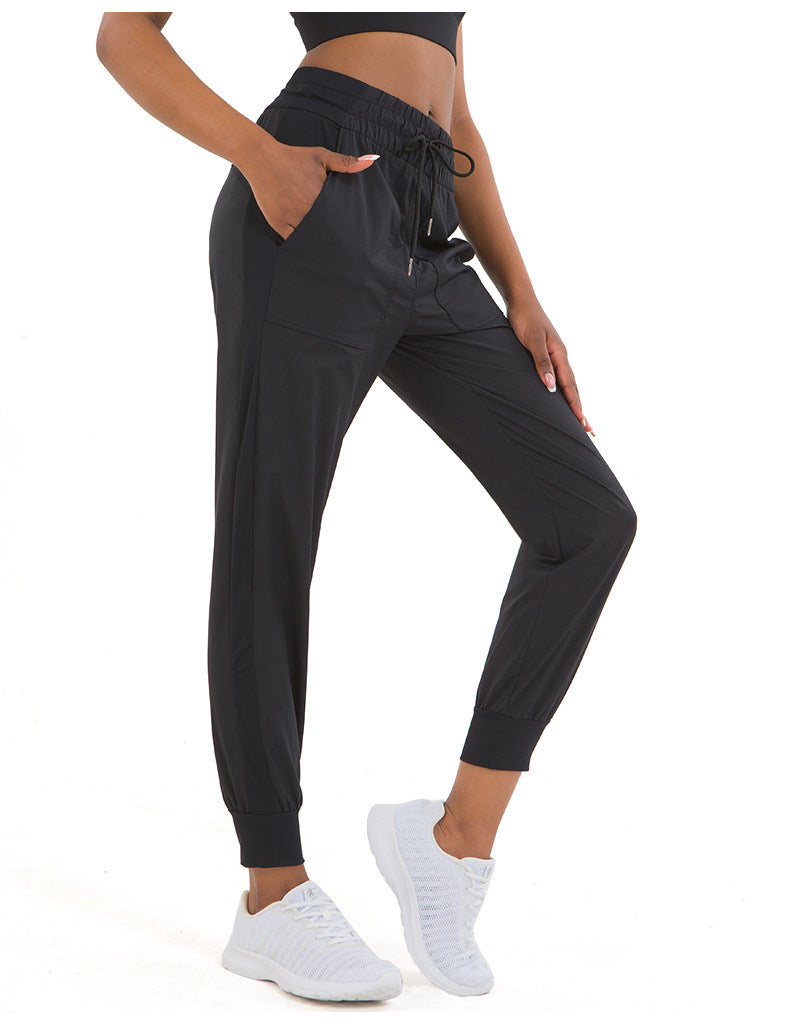 Quick-Drying Fitness Yoga Trousers in - by Malbusaat